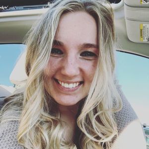 Meet your Posher, Brenna